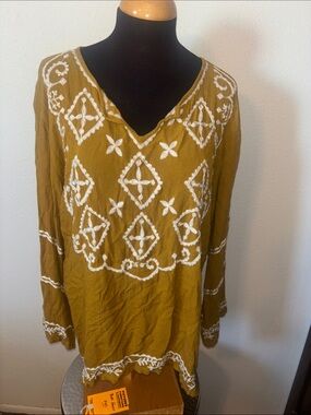 Angel Heart Embroidered Tunic Size 3X